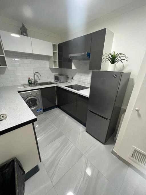 Modern, Family-Friendly Apartment By Hyde Park & Museums London Exterior photo