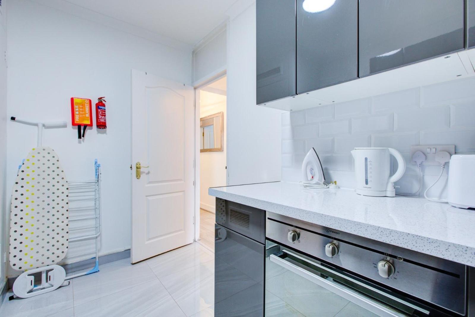 Modern, Family-Friendly Apartment By Hyde Park & Museums London Exterior photo
